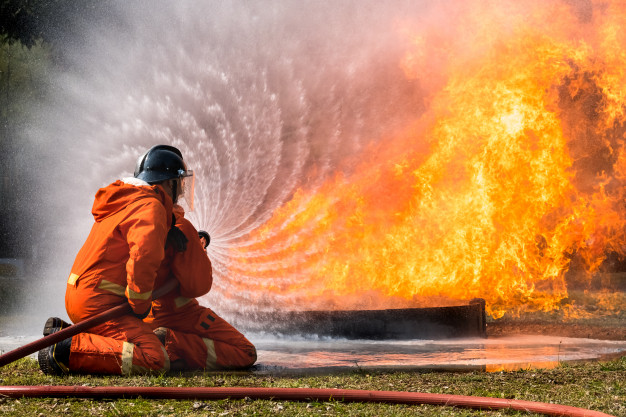 firefighter-splash-water-fire-hydrant_39121-390